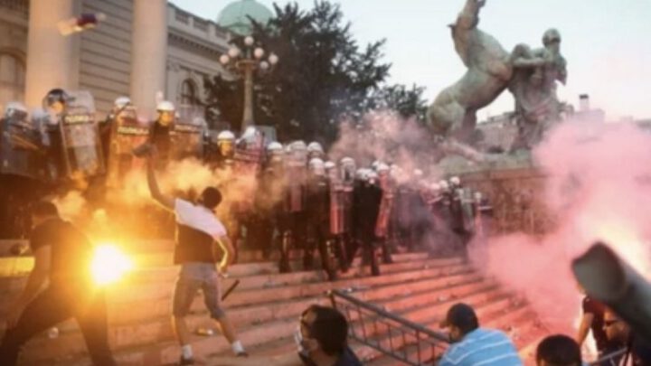 Наемники из России уничтожили Белград. Новое открытие о разрушительных протестах демонстрантов