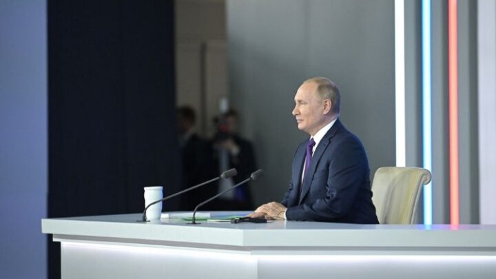 На пресс-конференции Путин путался в своем же вранье