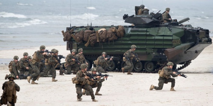 США направляют в Польшу еще 3000 военнослужащих на фоне роста напряженности в Украине