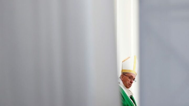 Папа римский планирует посетить Киев