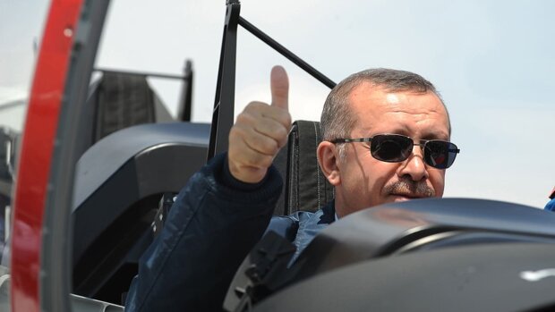 Турция вводит войска в Ливию