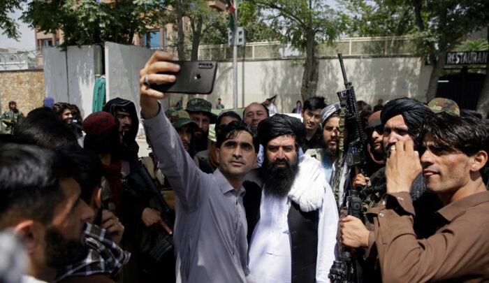 Талибан, а не Запад выиграл технологическую войну в Афганистане